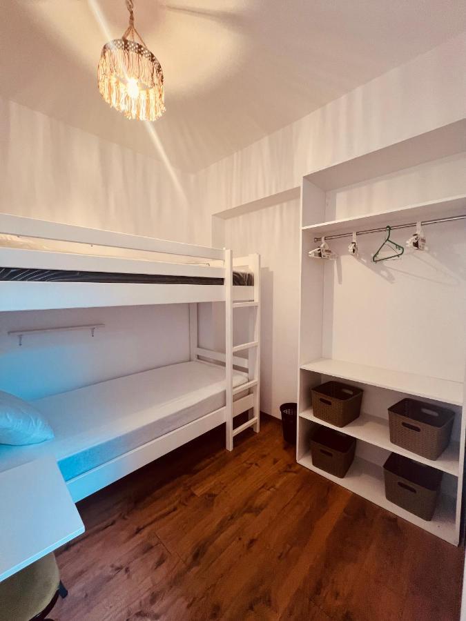 Trip'N'Hostel Chill Zone Тирана Екстер'єр фото