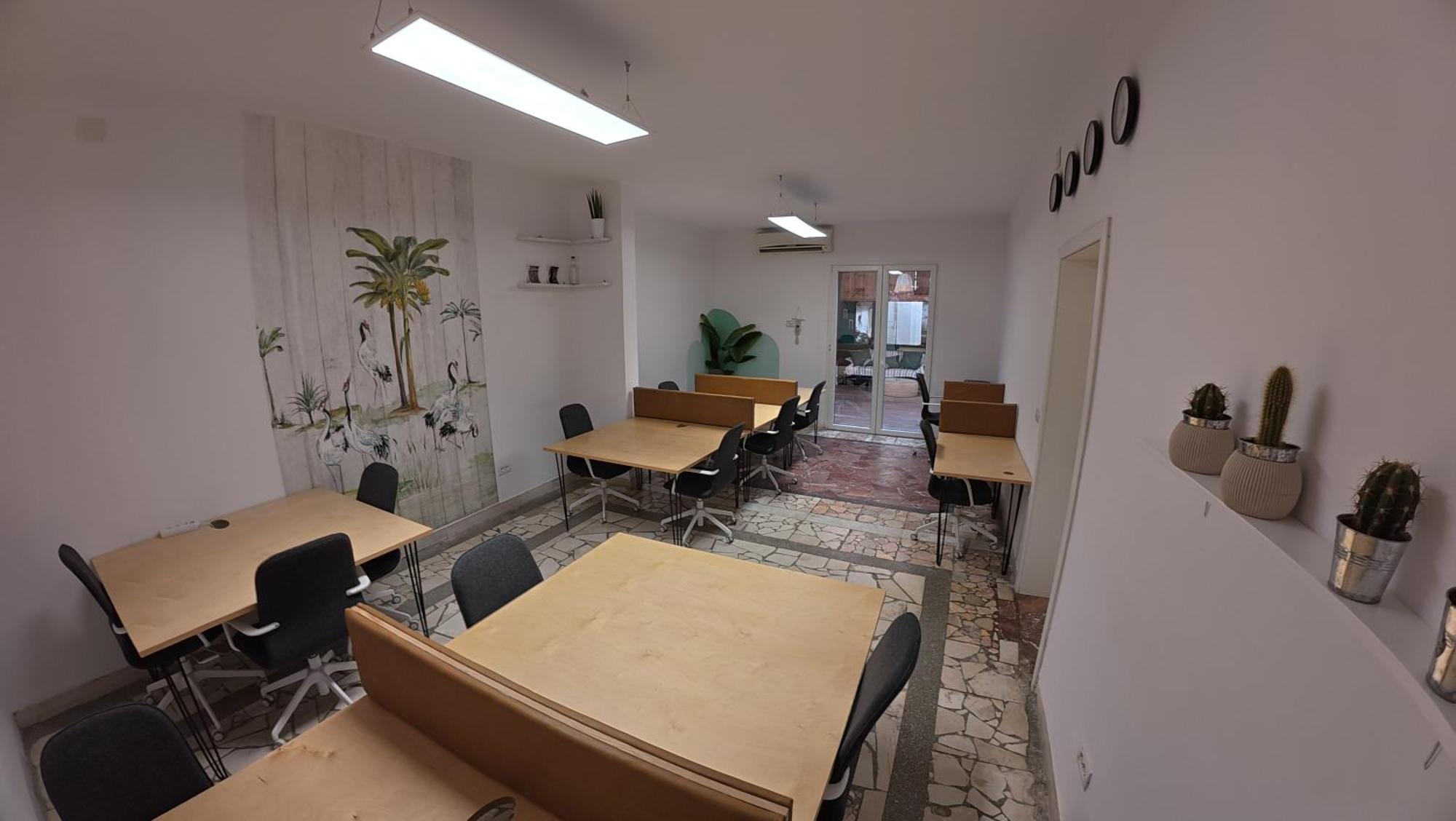 Trip'N'Hostel Chill Zone Тирана Екстер'єр фото